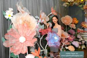 Vườn hoa trang trí 20/10/2023