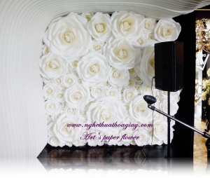 Hoa giấy trang trí showroom 32